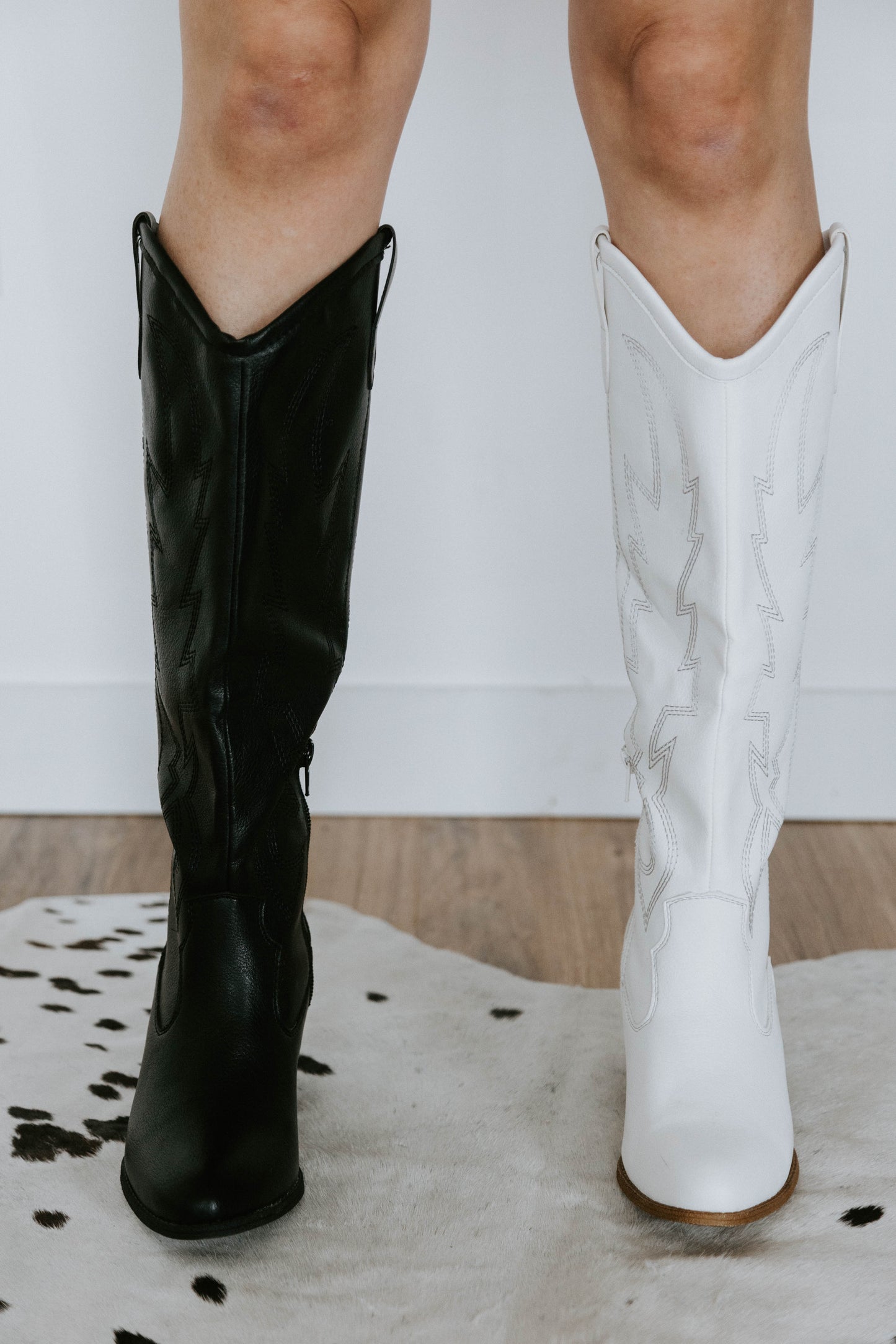 Cowgirl Boots - Black