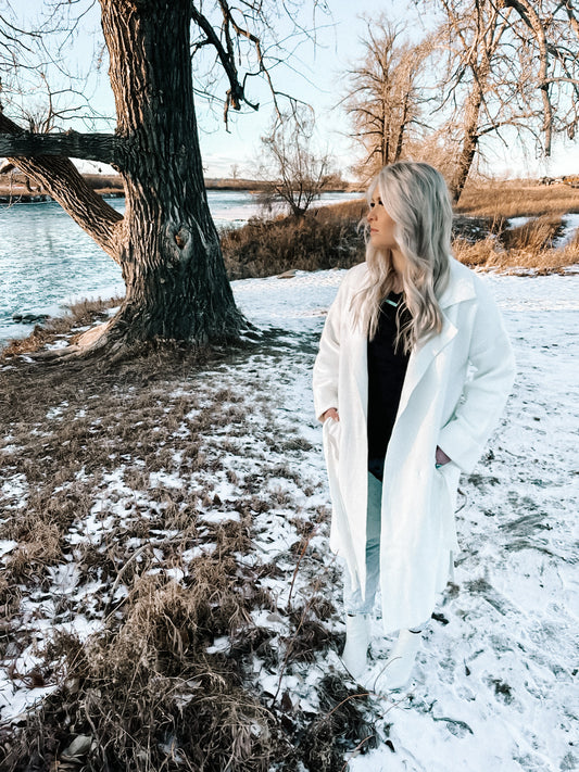 Effortless Knitted Owl White Coat